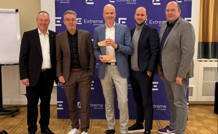 SCALTEL feiert Deal of the Year bei Extreme Networks